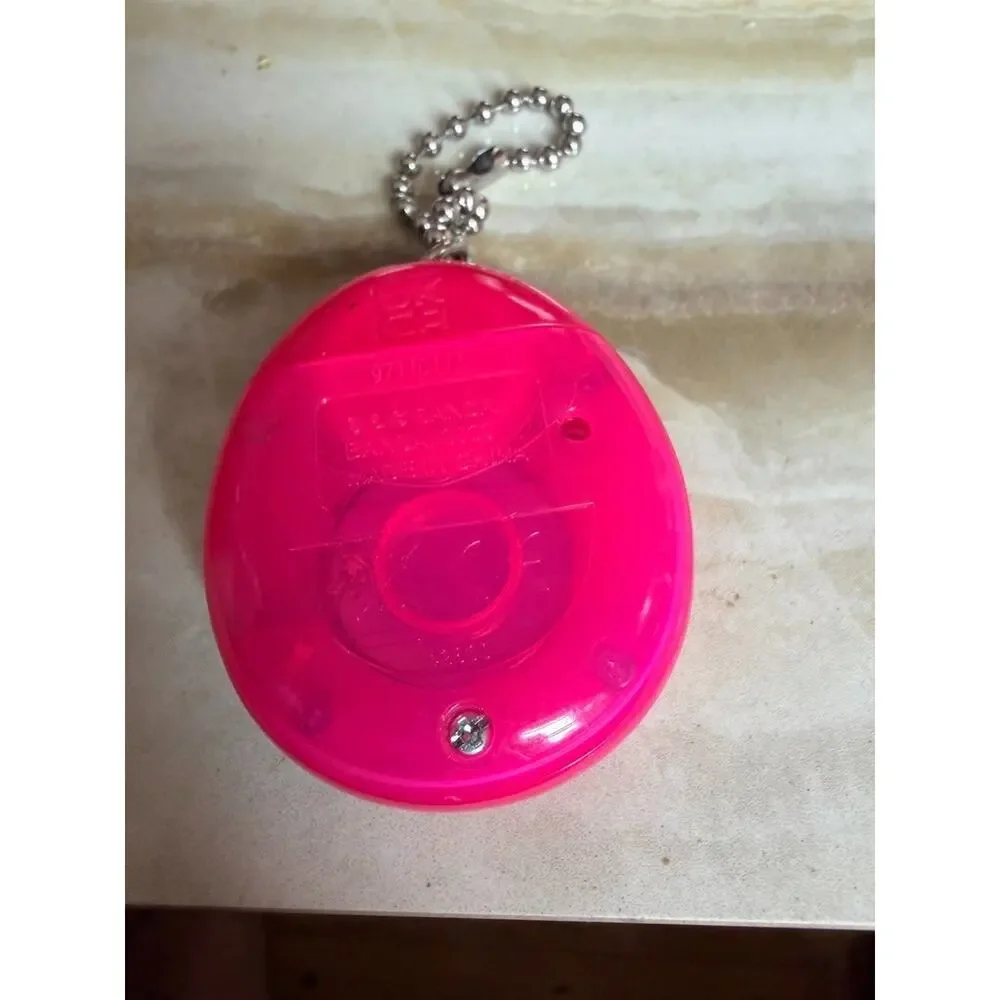 Vintage 2004 Bandai Tamagotchi Connection V1 Pink Hearts Tested Working